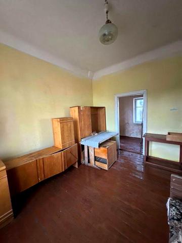 Будинок квартирного типу в центрі міста Яворів, вулиця Маковея,22/кв.1