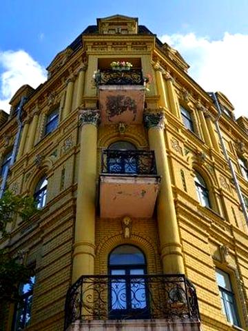 Оренда 3К  Поділ Андріївська церква, Хорива 4, Видова, Власник