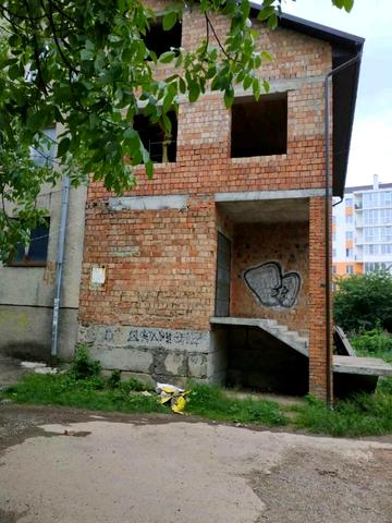 Авангардна вул., 45