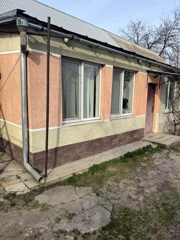 Сдам полдома по улице Приморская с мебелью