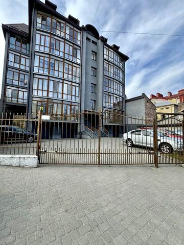 Кутова вул., 5