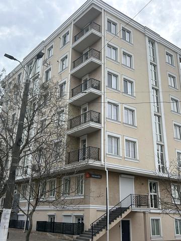 Сєченова пров., 11