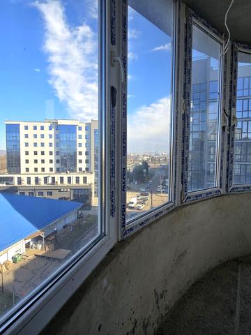 Надрічна вул., 2а