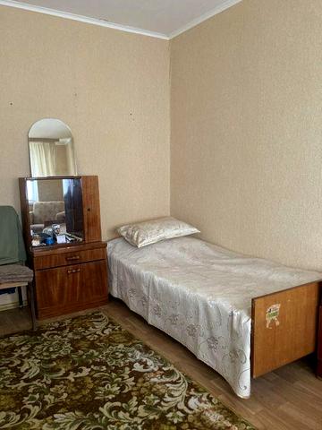 Продам двокімнатну квартиру в селищі Десна Чернігівської області