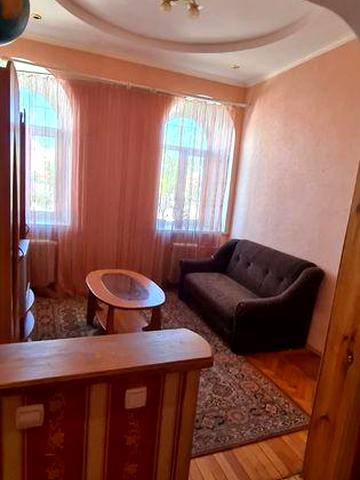 Продам 2 квартиру в центре города.