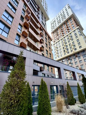 Зоряний бульв., 1-М