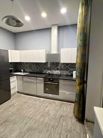 Довгострокова оренда 2к Квартира Виконкомівська вулиця ЖК Чкаловский