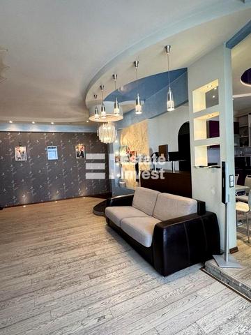 Сомівська вул., 12б