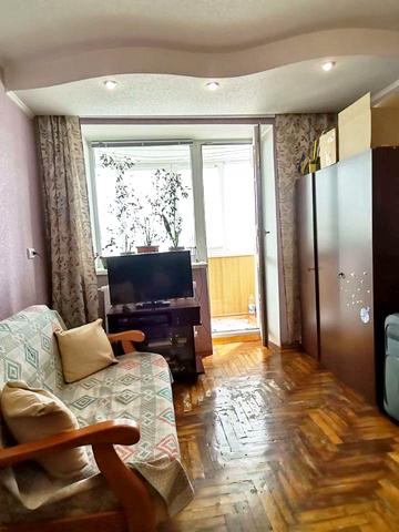 Михайла Гончаренка вул., 6