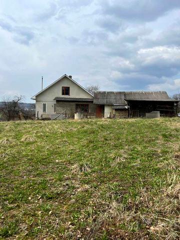 Продаж! Два будинки в жилому стані + гараж
