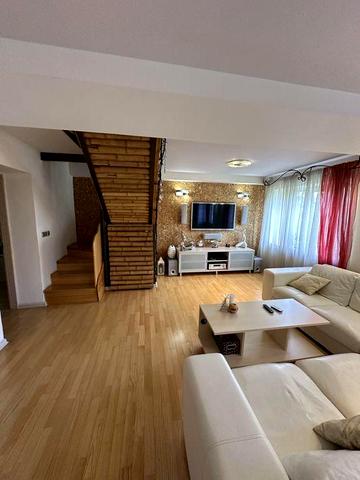 Продаж 3к квартири Русавновка