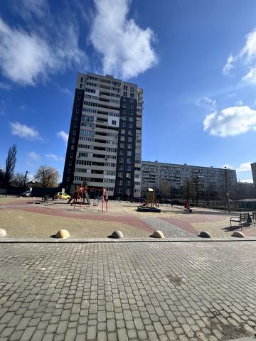 Качанівська вул., 21