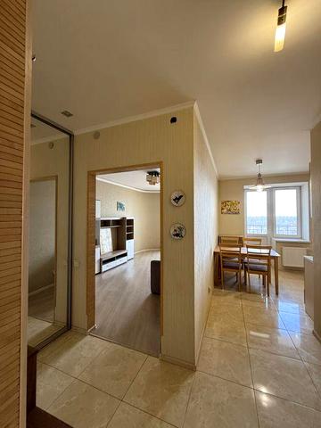 Довгострокова оренда квартири в ж/к Чайка по вулиці Лобановського