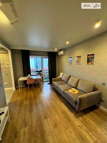 Продаж 2к Квартира Поля Олександра проспект