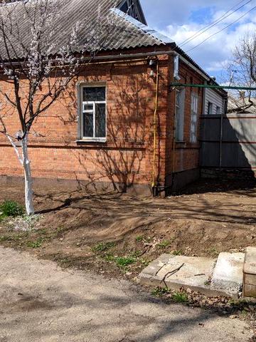 Холодная гора, 1/2 дома