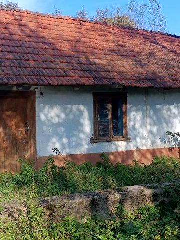 Продам хату в селі