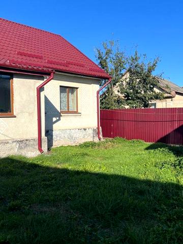 Продається  будинок  та ділянка
