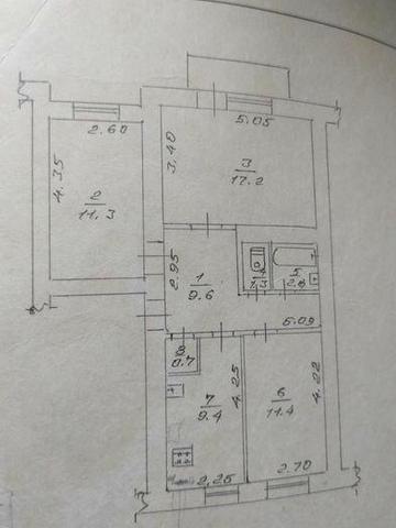 Продаж 3-х кім. кв. в  Слободі, центр  к-б "Сафарі"