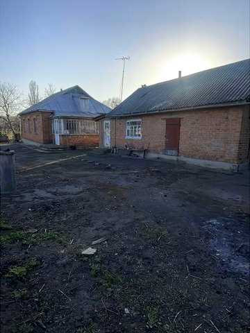 Продам будинок в мальовничому місці.