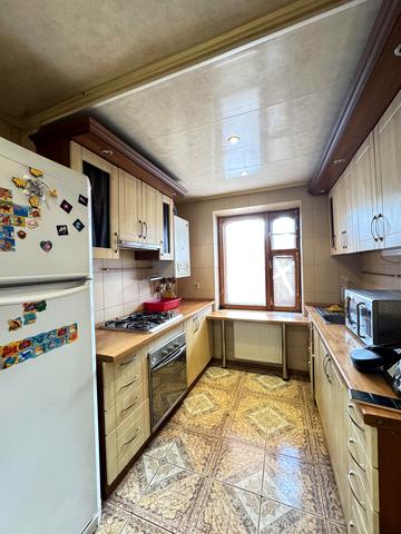 Зелена вул., 4