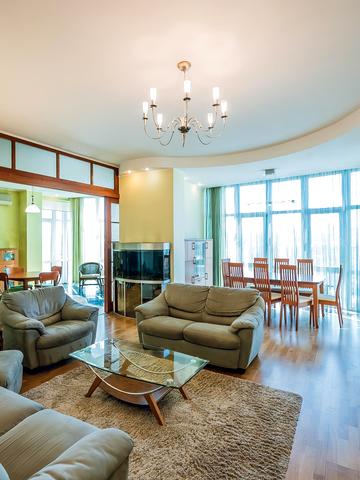 Провіантська вул. (Галі Тимофєєвої), 3