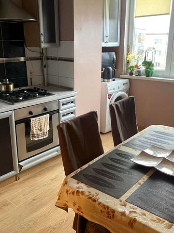 Опанаса Сластіона вул., 58