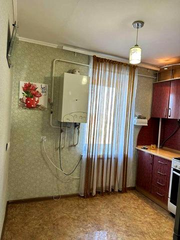 2 кімнатна квартира 6/6 поверх район 1 лікарні