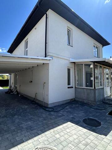 Продаж 4к Дім Молодіжна вулиця