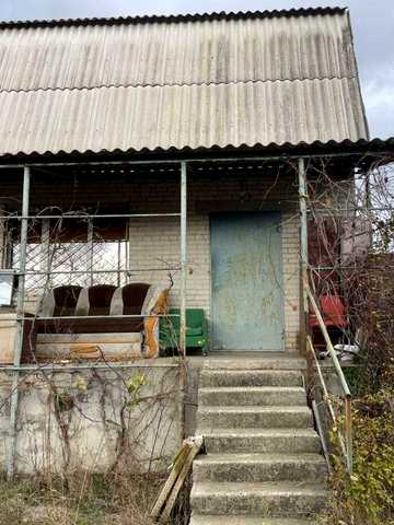 Дом в комунаровском районе срочно.