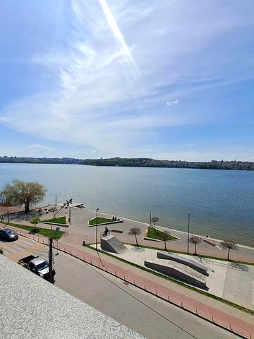 Білецька вул., 48