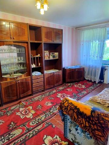 Продається 2-х кімнатна квартира