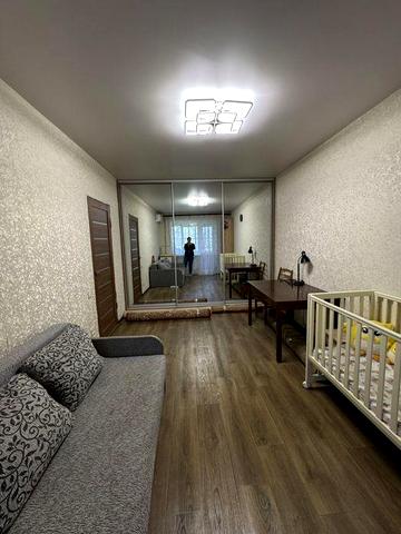 Продаж 1-к квартири , вул.  Олексія Поради