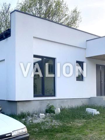 Вишнева вул.