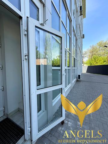 Авіаційна вул., 10