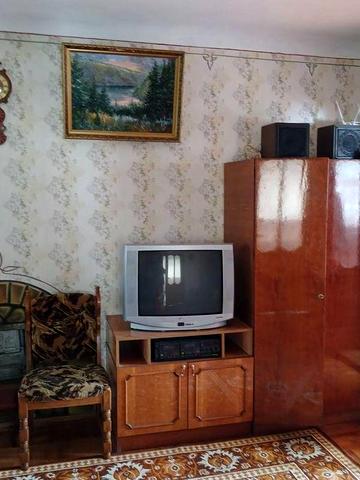 Оренда двоповерхового будинку
