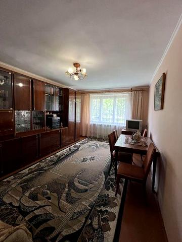 Продаж 4-кімнатрої квартири в центрі міста Надвірна