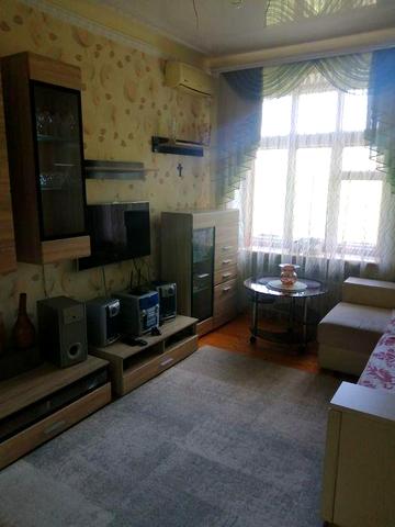 Продам двокімнатну квартиру