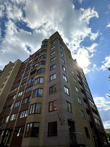 Генерала М. Тарнавського вул., 30