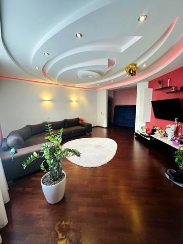 Олени Пчілки вул., 2