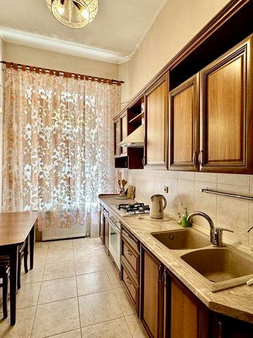 Аренда трехкомнатной квартиры в Одессе. Парк Шевченко. Дельфинарий