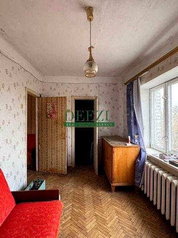 Продаж 2к квартири Салютна, 11