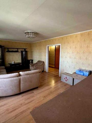 Продаж 3-х кімнатної 94,3 кв.м. квартири вул. О Бальзака 6,