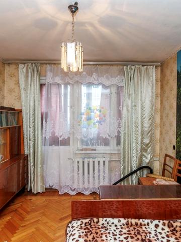 Жмеринська вул., 16