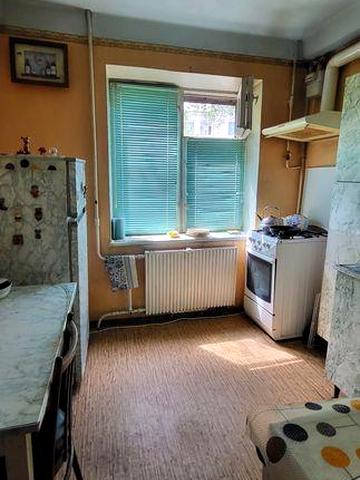 Продам  3-х вул.Копилівська 21