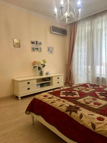 Добровольців вул. (Маршала Говорова), 10б