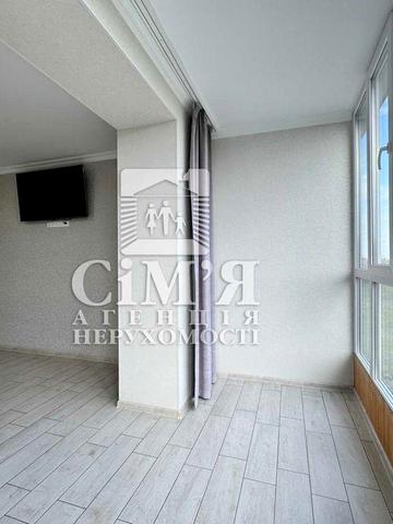 Здам сучасну світлу 2-кім квартиру в Центрі міста з виглядом на річку