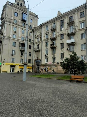 Соборний просп. (Леніна), 173