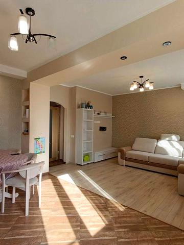 Продаж БЕЗ% 3 кім. кв. з терасою на Грушевського 5 Святопетрівське ЖК Петровский дворик