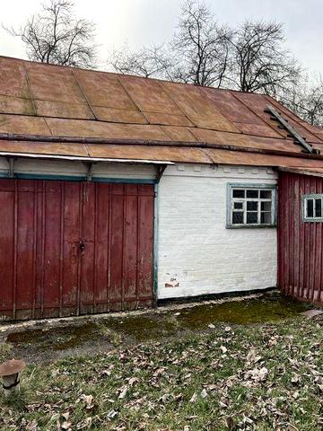 Будинок біля умані, с. громи