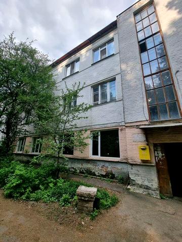 Яківці, поруч з музеєм, велика квартира 60м²